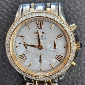 Ladies Seiko 2-Tone Solar, Chronograph Wrist Watch